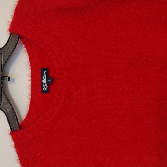 NEW Red Short Sleeve Cropped Sweater size Small - Picture 3 of 8